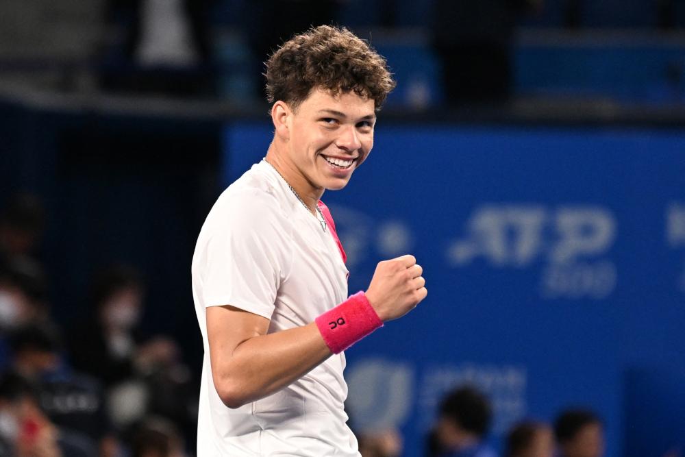 « Si quelqu’un peut décrocher quelques jours de congés pour ma sœur, ça serait génial ! », la réaction pleine d’humour de Shelton après s’être qualifié en huitièmes de finale à Wimbledon