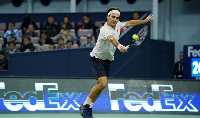 Federer s'en sort face à Bautista Agut
