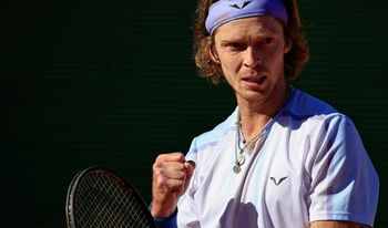 Rublev setzt sich gegen Mannarino durch und erreicht Achtelfinale in Wimbledon 