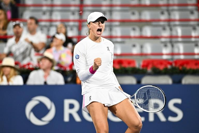 Swiatek signe une victoire express pour son retour à la compétition à Montréal